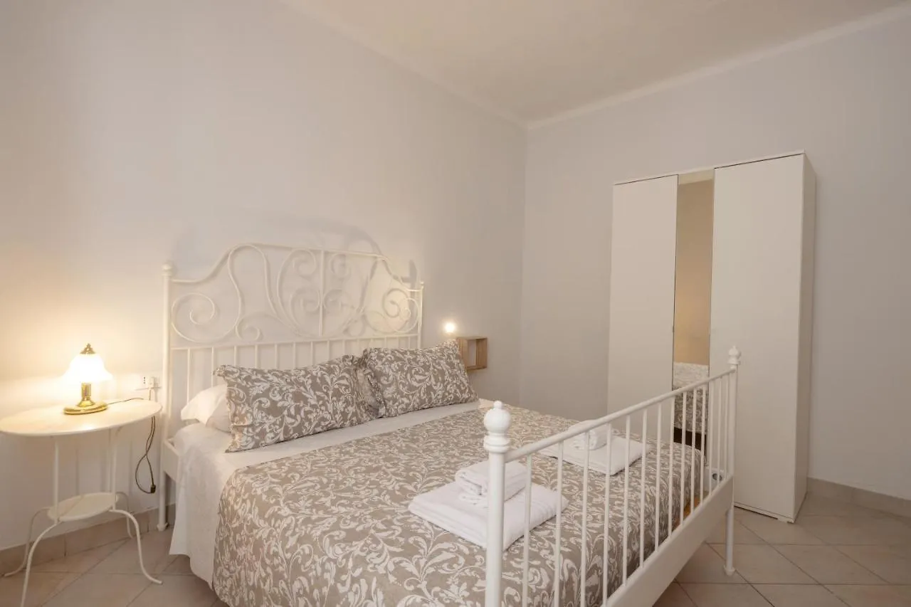 Holiday home Appartamenti - Here&Now In Front Of The Castle Tresana